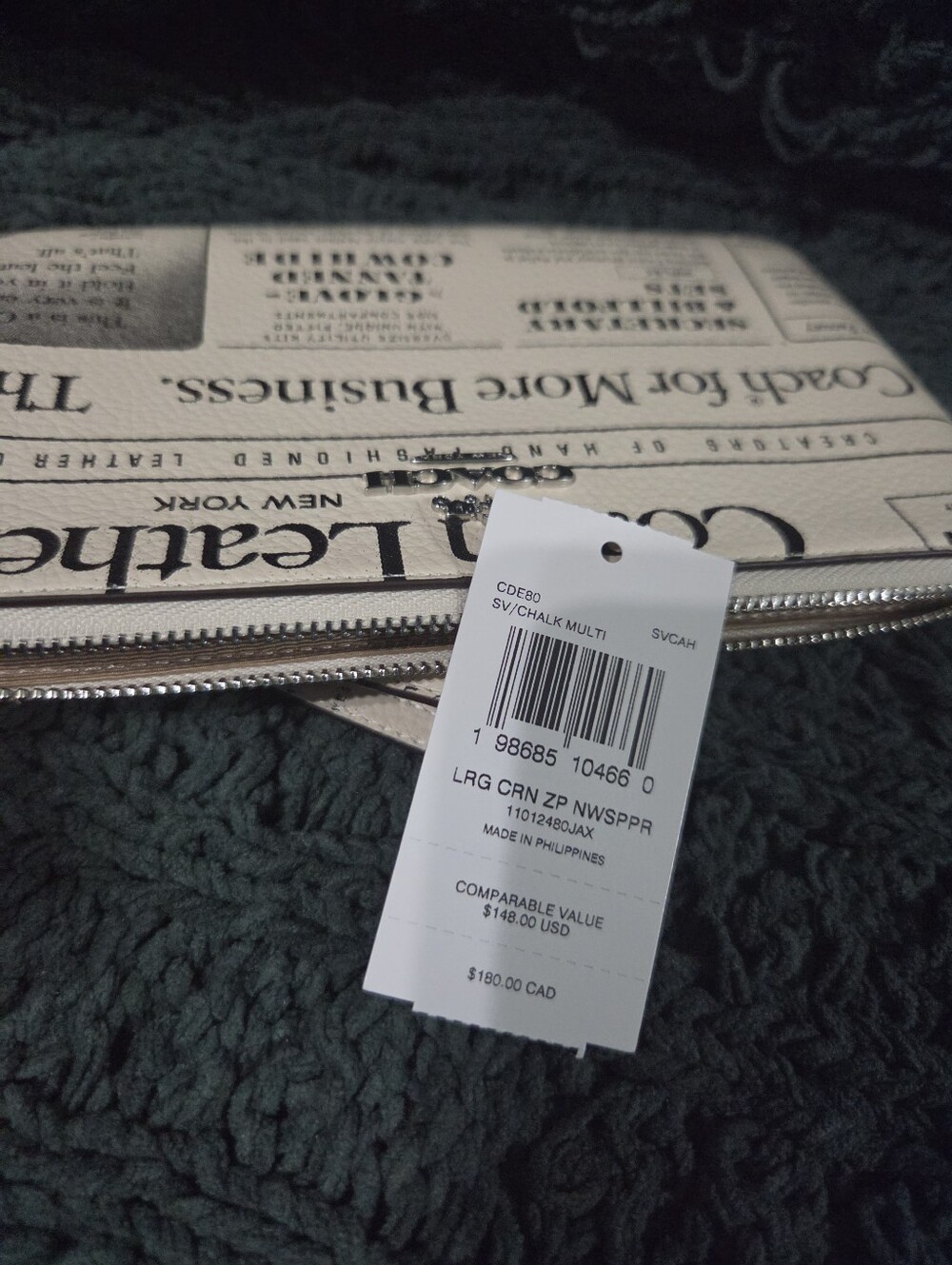 Coach White Newspaper Print Large Wristlet NWT - Picture 4 of 6